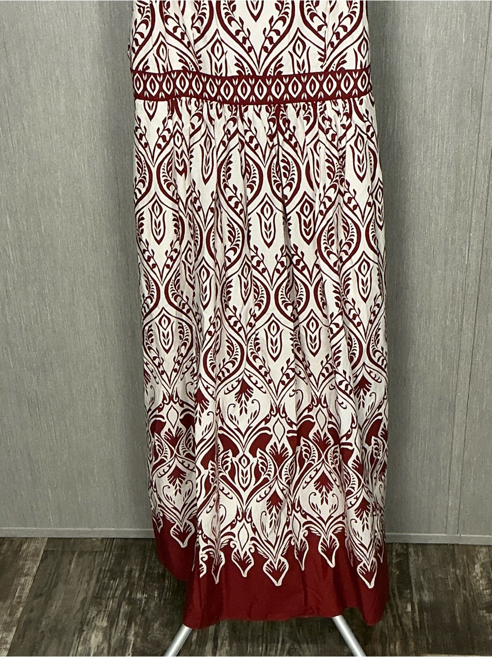 Talbots White and Burgundy Printed Maxi Dress Size 8 - Picture 5 of 12
